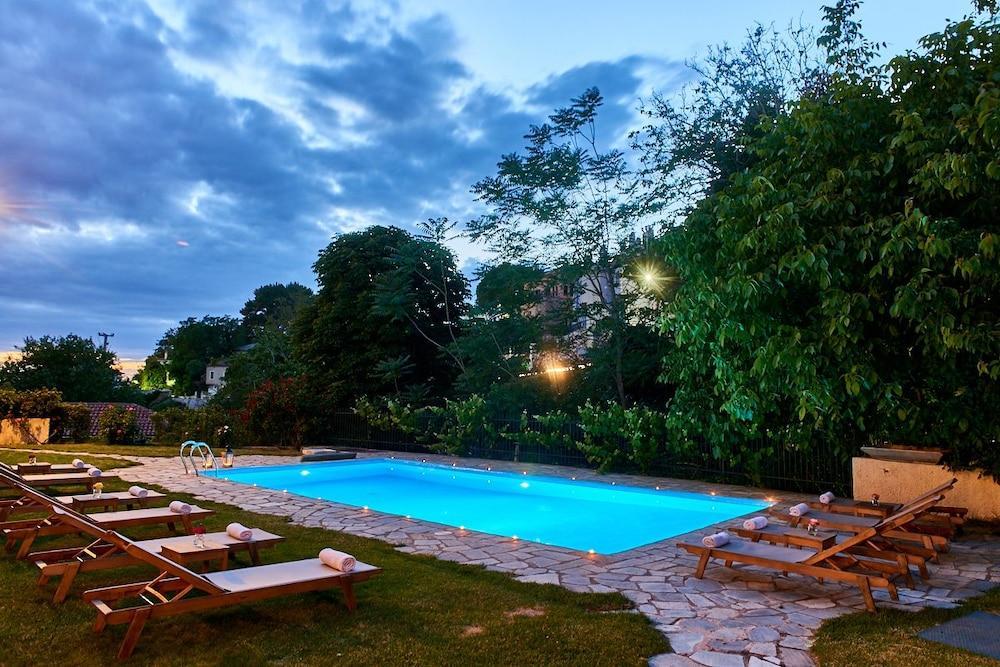 Triantafillies Guesthouse ปอร์เตเรีย ภายนอก รูปภาพ