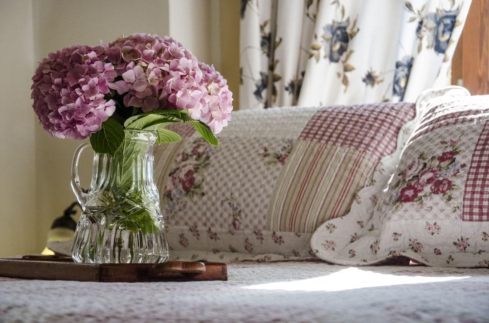 Triantafillies Guesthouse ปอร์เตเรีย ภายนอก รูปภาพ